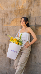 ORIGIN 2015 | Bouquet de rosas blancas y flores amarillas